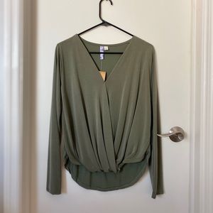 Dark green long sleeve blouse